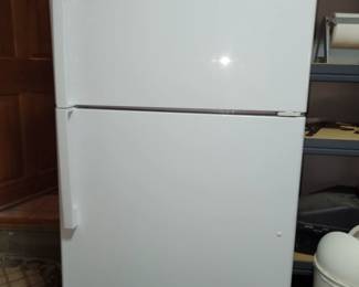 GE fridge