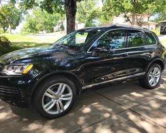 2014 VW Touareg, 127,200 Mi