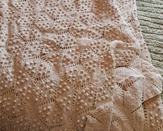 Crochet bed cover
