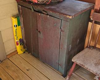Primitive Floor cabinet