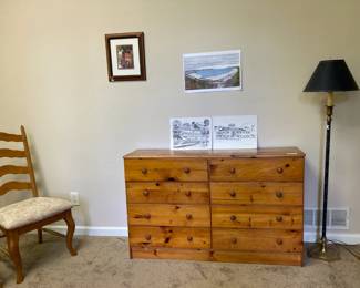 Pine dresser