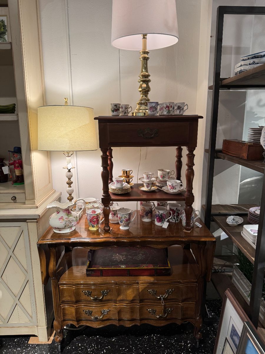 Side tables, lamps, and tea sets