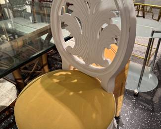 yellow cushion chair