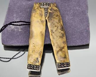 These items are from the estate of Iris Apfel.