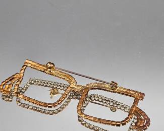 These items are from the estate of Iris Apfel.