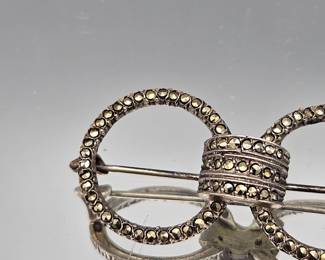 These items are from the estate of Iris Apfel.