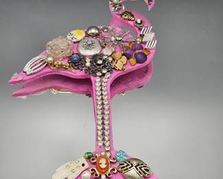 These items are from the estate of Iris Apfel.