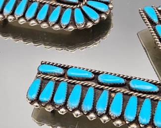 These items are from the estate of Iris Apfel.