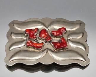 These items are from the estate of Iris Apfel.