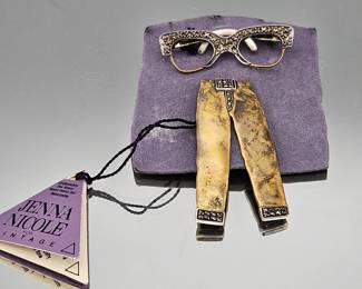 These items are from the estate of Iris Apfel.