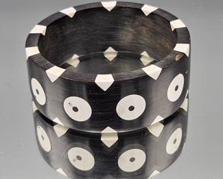 These items are from the estate of Iris Apfel.