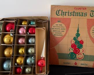 VINTAGE SHINY BRITE CLUSTER TREE
