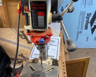 Shop Fox 8 1 2 Oscillating Drill Press 
