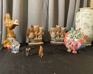 Miscellaneous Home Decor Lot Owls  Piggy Bank  Ceramic 
