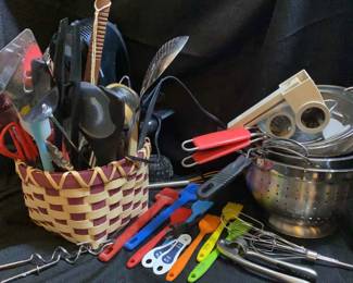 Kitchen Tools Mixup With Black Decker Mixer.