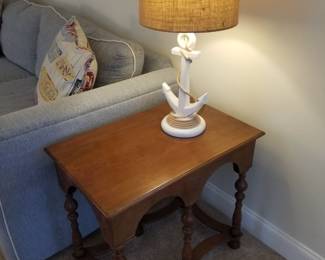 End table; table lamp