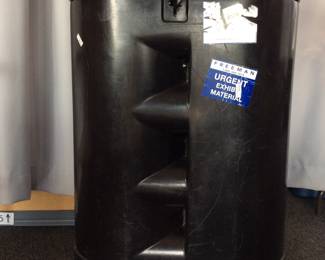 Hardside Rolling Exhibit Case