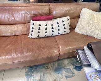 15Aug 25 2025 10 40pmpQWp