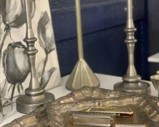 12Aug 20 2025 03 38am3wyr