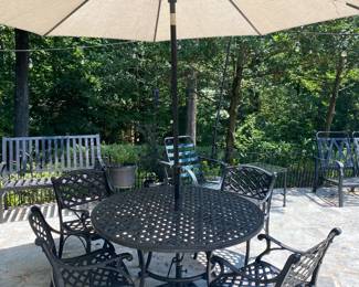 Outdoor patio set with umbrella