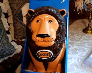 NIB Talking Lion Cookie Jar