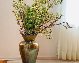 Brass vase featuring a twisted rope neck design. Vase measures H 17" x 9" diameter. With included foliage, measures H 35" x 25" diameter.