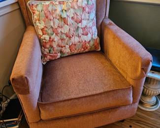 Retro lounge chair