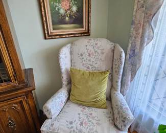 Vintage wingback chair (pair)