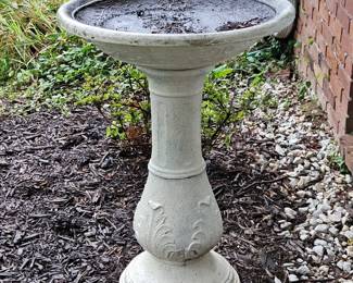 Bird bath
