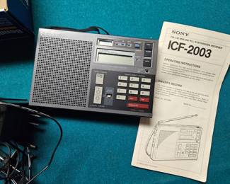 Sony icf 2003