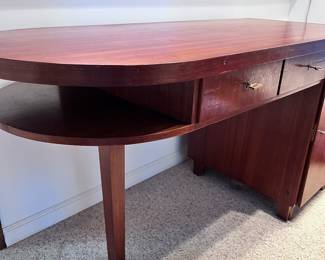 1950 GERMAN DESK
