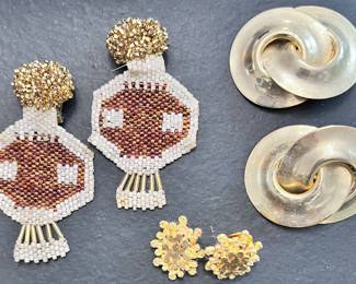VARIOUS VINTAGE EARRINGS