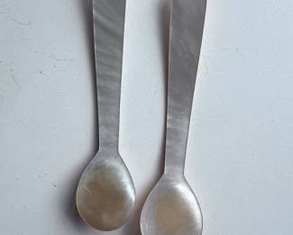 MOTHER OF PEARL SPOONS