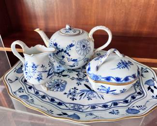 MEISSEN BLUE ONION DISHES - MANY MORE