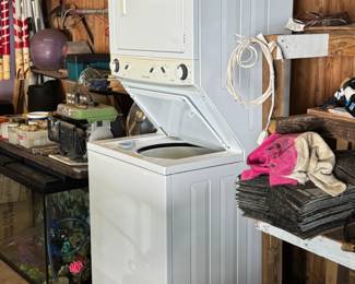 (25)  Frigidaire Washer/Dryer Combo   $455
