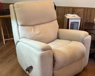 (2) Flex Steel Home Manual Rocking Recliner  38"Wx38"Dx40"H   $275