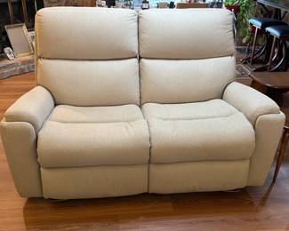 (1) Flex Steel Home manual Reclining Loveseat   64"Wx36"Dx42"H   $365