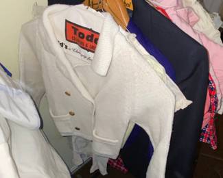 Vintage little girl outfits 