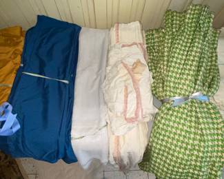 Vtg. Draperies