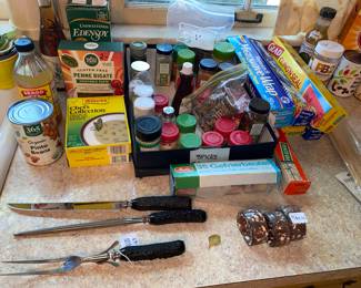 Kitchen items 