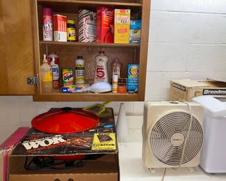 Laundry area with Vtg. And new items 