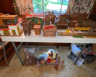 Large set of Frontier Town buildings , figures and misc. pieces 