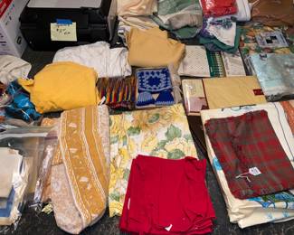 Lines and various table cloths 