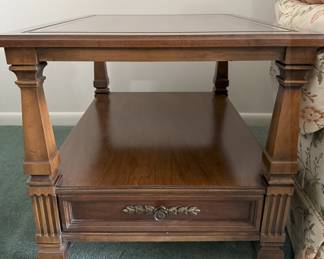 Hammary Davanti end tables (2)