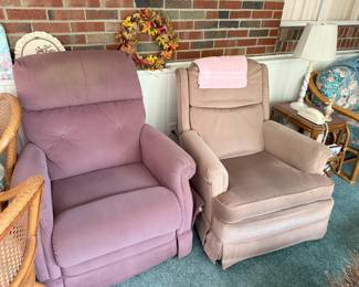 La-Z boy recliners
