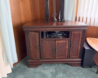 Corner TV Stand