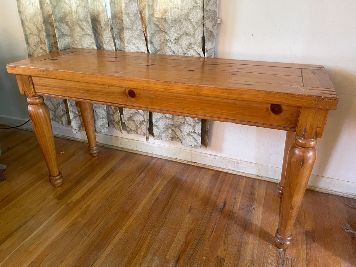 LOT 3 OF 788 SOLID WOOD SOFA ACCENT TABLE