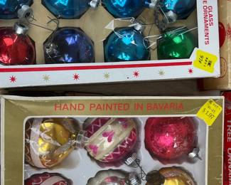 LOTS 554 - 573 ALL CHRISTMAS! CHRISTMAS GIFT WRAPPING PAPER ROLLS ORNAMENTS DECORATIONS CHRISTMAS ORNAMENTS