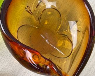 LOT 202 GLASS ASHTRAYS CIGAR