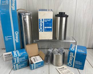 LOT 240c OMEGA DARK ROOM PHOTOGRAPHY REEL DEVELOPING TANKS 35MM FILM